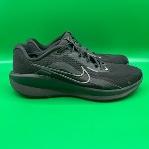 Nike Men's Black Athletic Sneakers